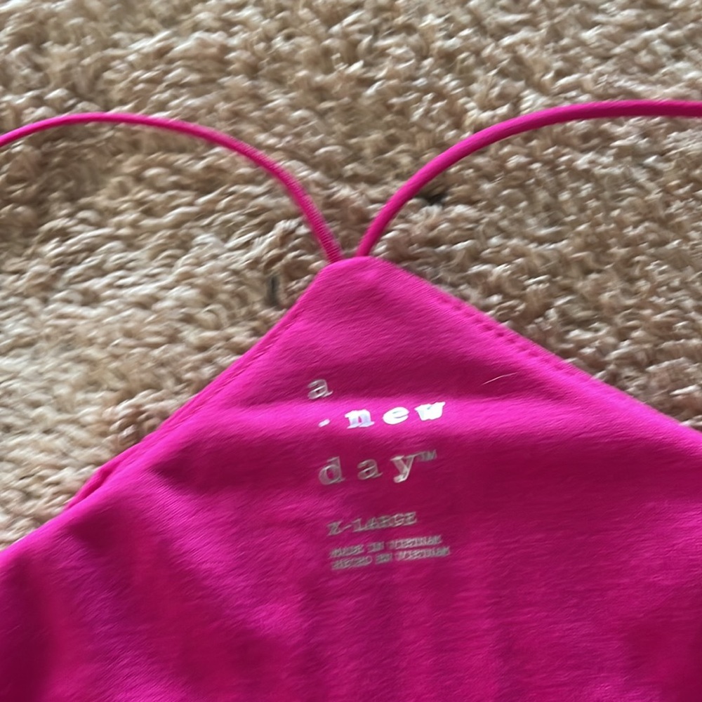 Woman top - Picture 4 of 6